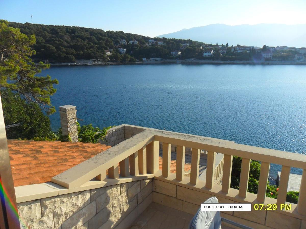 Beachfront House Pope B&B Selca  外观 照片