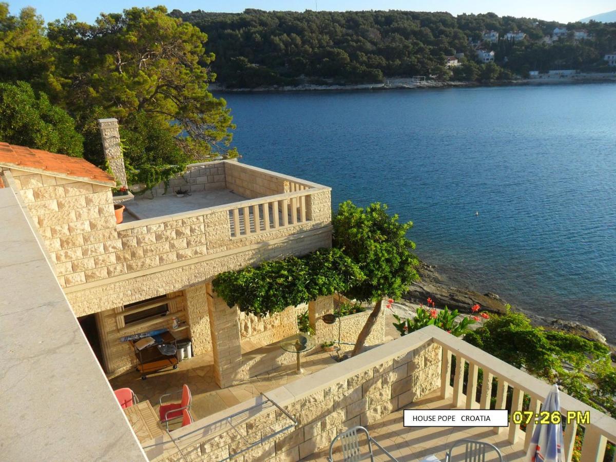 Beachfront House Pope B&B Selca  外观 照片