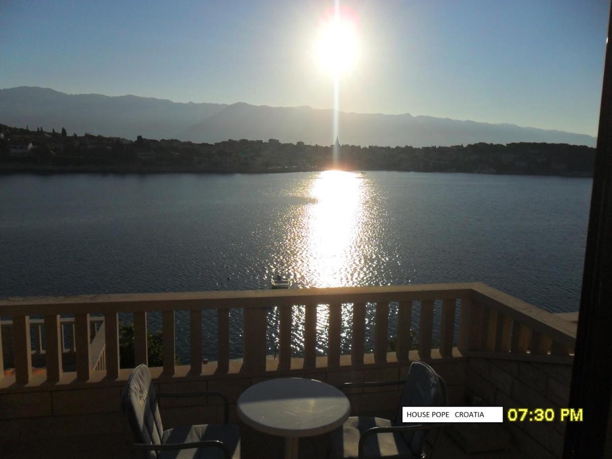 Beachfront House Pope B&B Selca  外观 照片